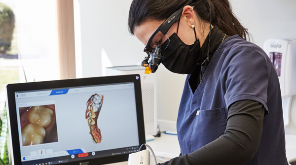 dental practitioner using a digital scanner
